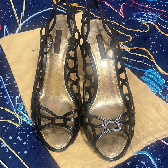 Louis Vuitton Black Women's Sandals - Picture 1 of 13